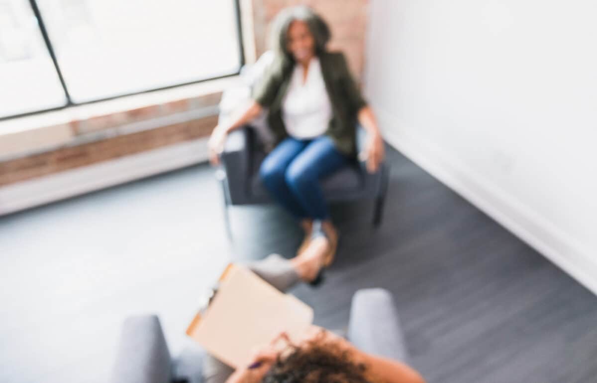 What to expect when seeing a therapist for the first time