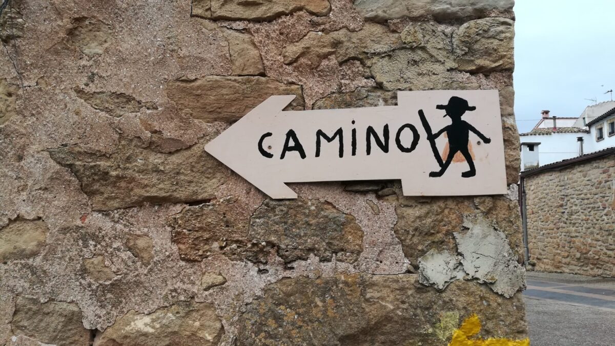 camino de santiago sign